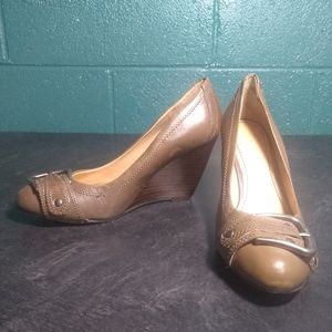 Nine West "ontoyou" wedges